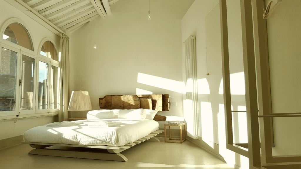 Camera Matrimoniale Deluxe con 1 Letto Supplementare